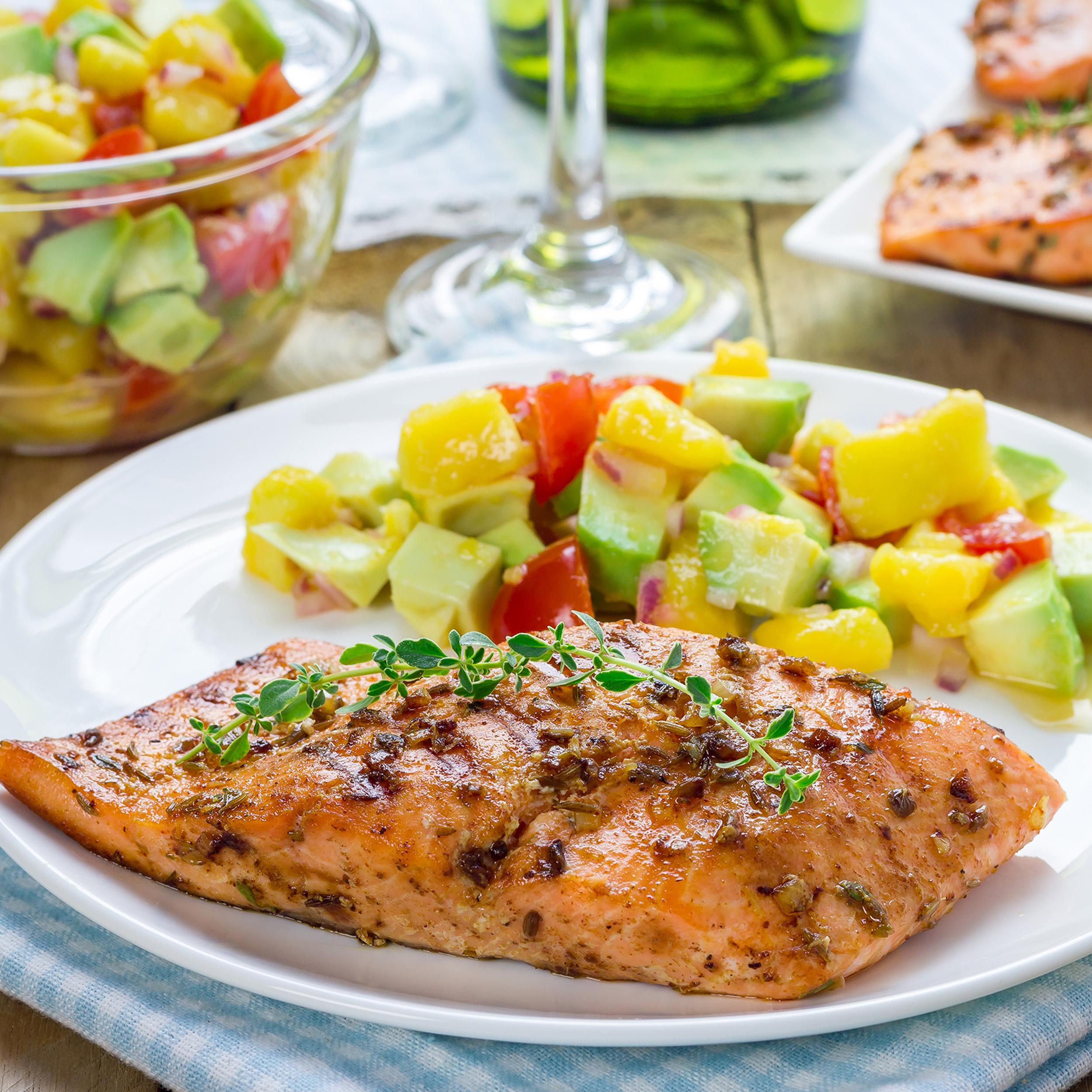 Boneless Skinless Salmon Chum 8oz