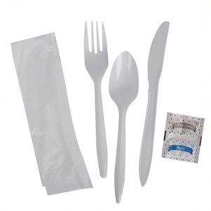Medium Cutlery Kit With Salt & Pepper