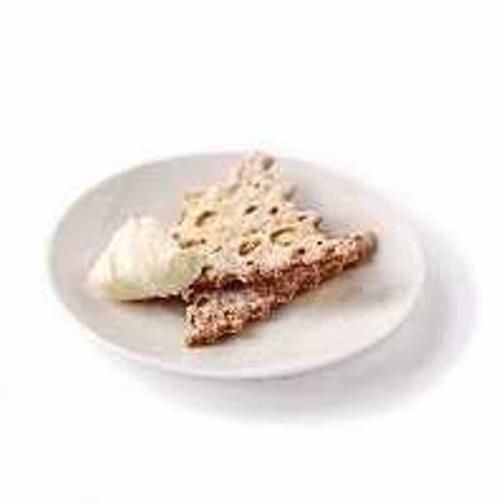 Cannoli Chips with Powdered Sugar 2 Inch