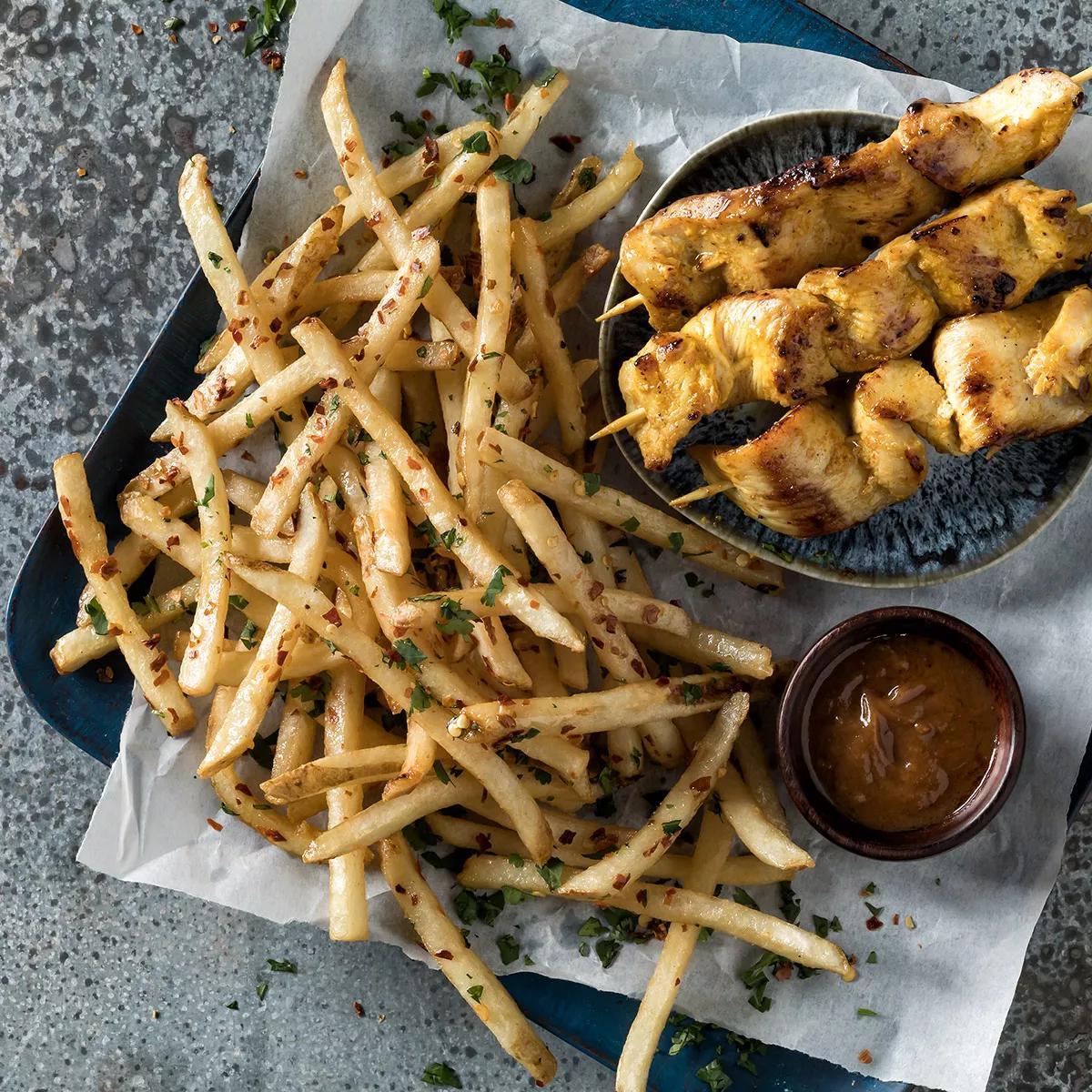 * 3/16 Inch Skin-On Megacrunch Shoestring Fries