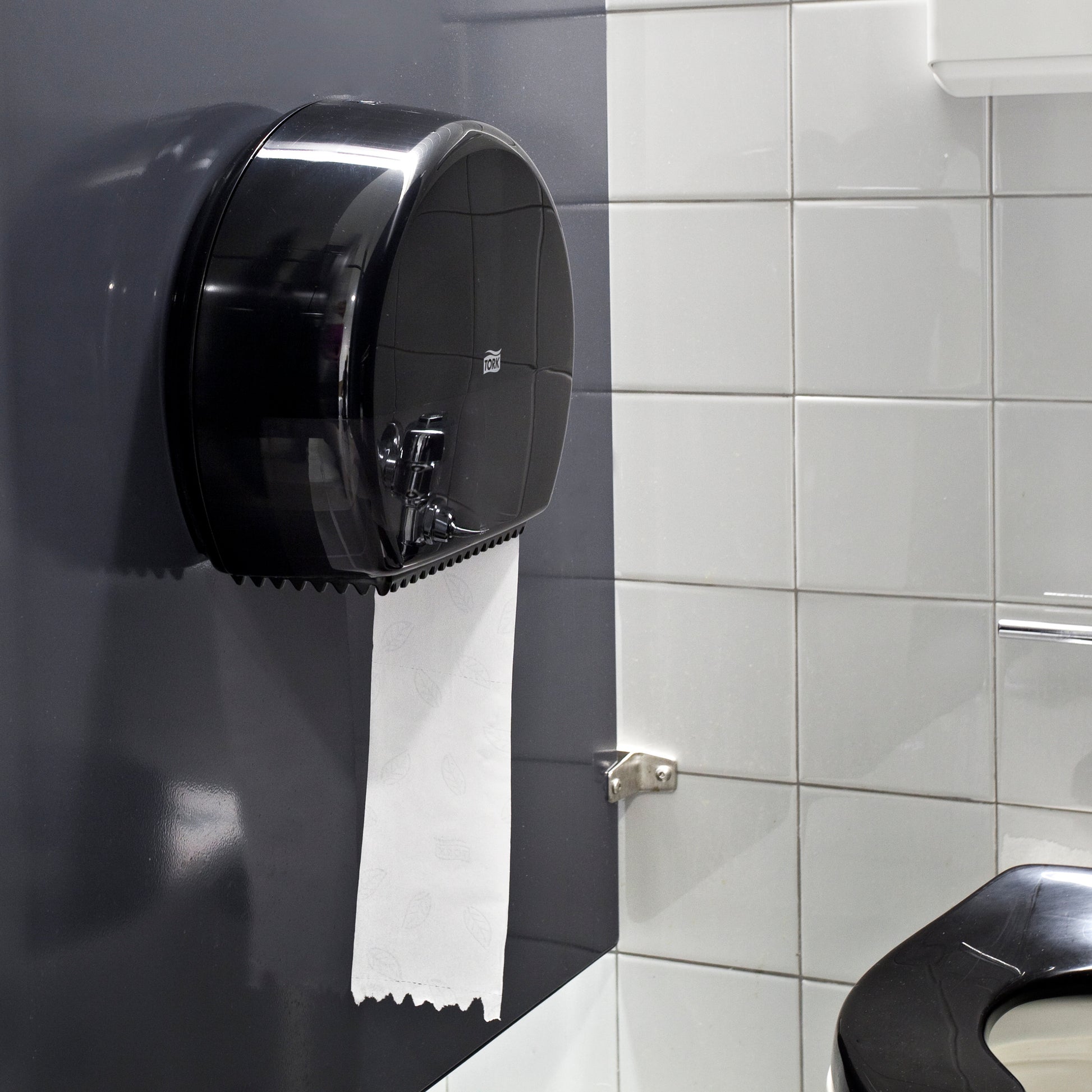* 2 Ply Mini Jumbo Toilet Tissue