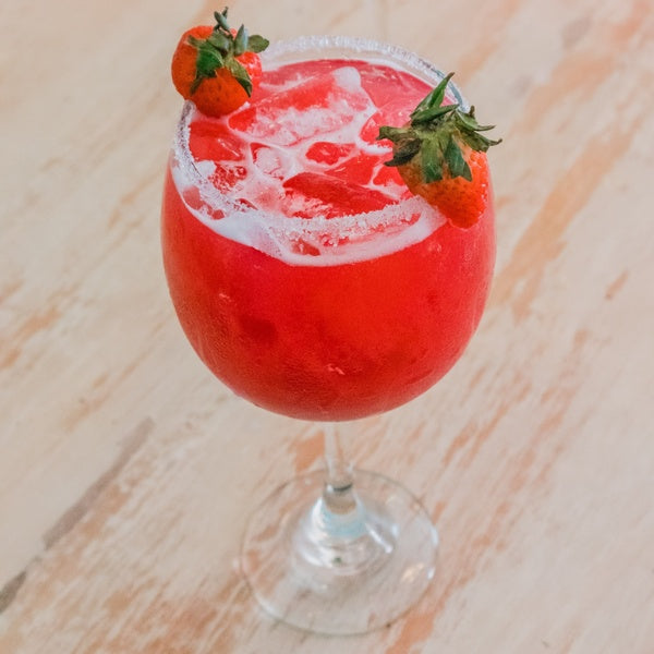 Enhanced Strawbery Kiwi Water