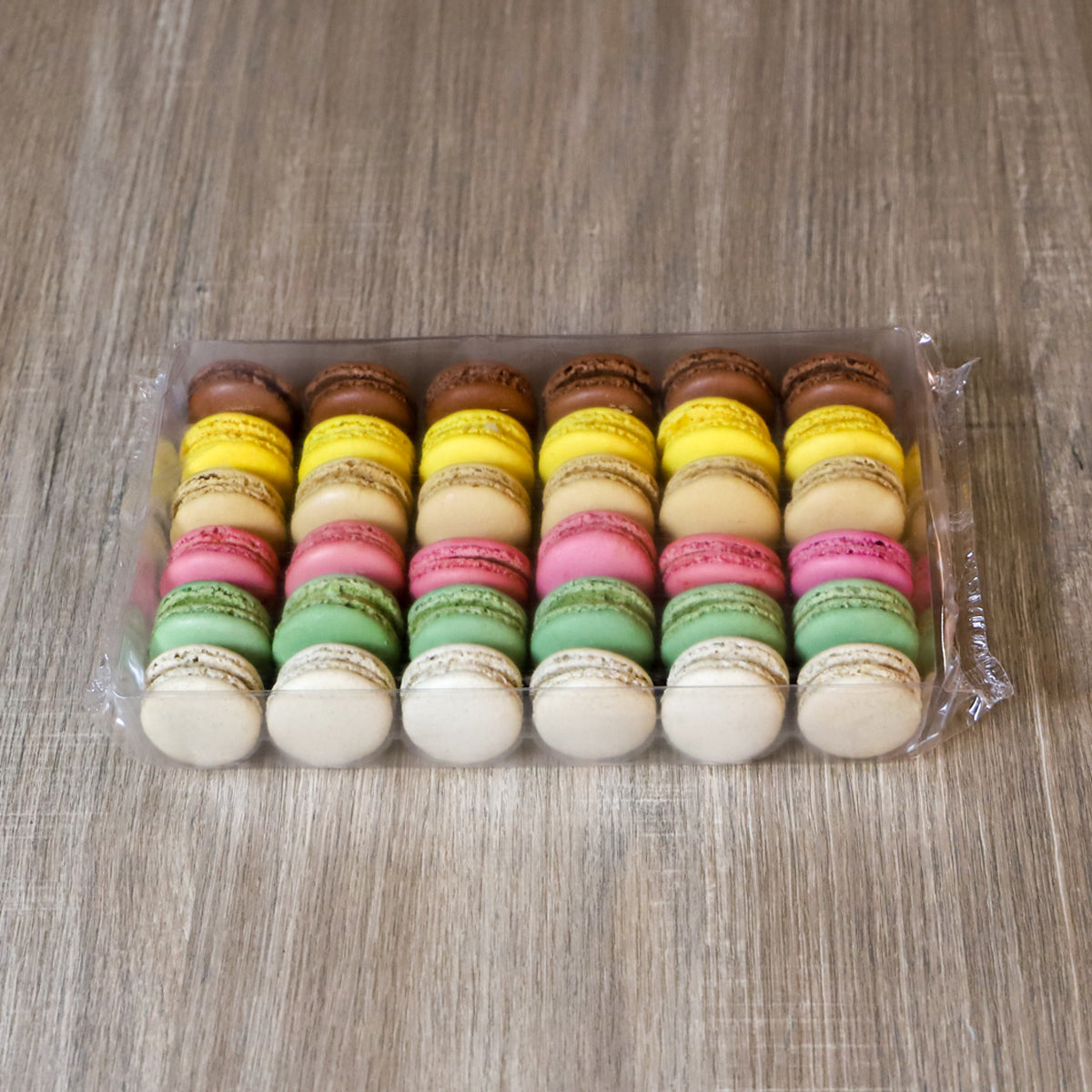 Macarons Rive Droite Assorted