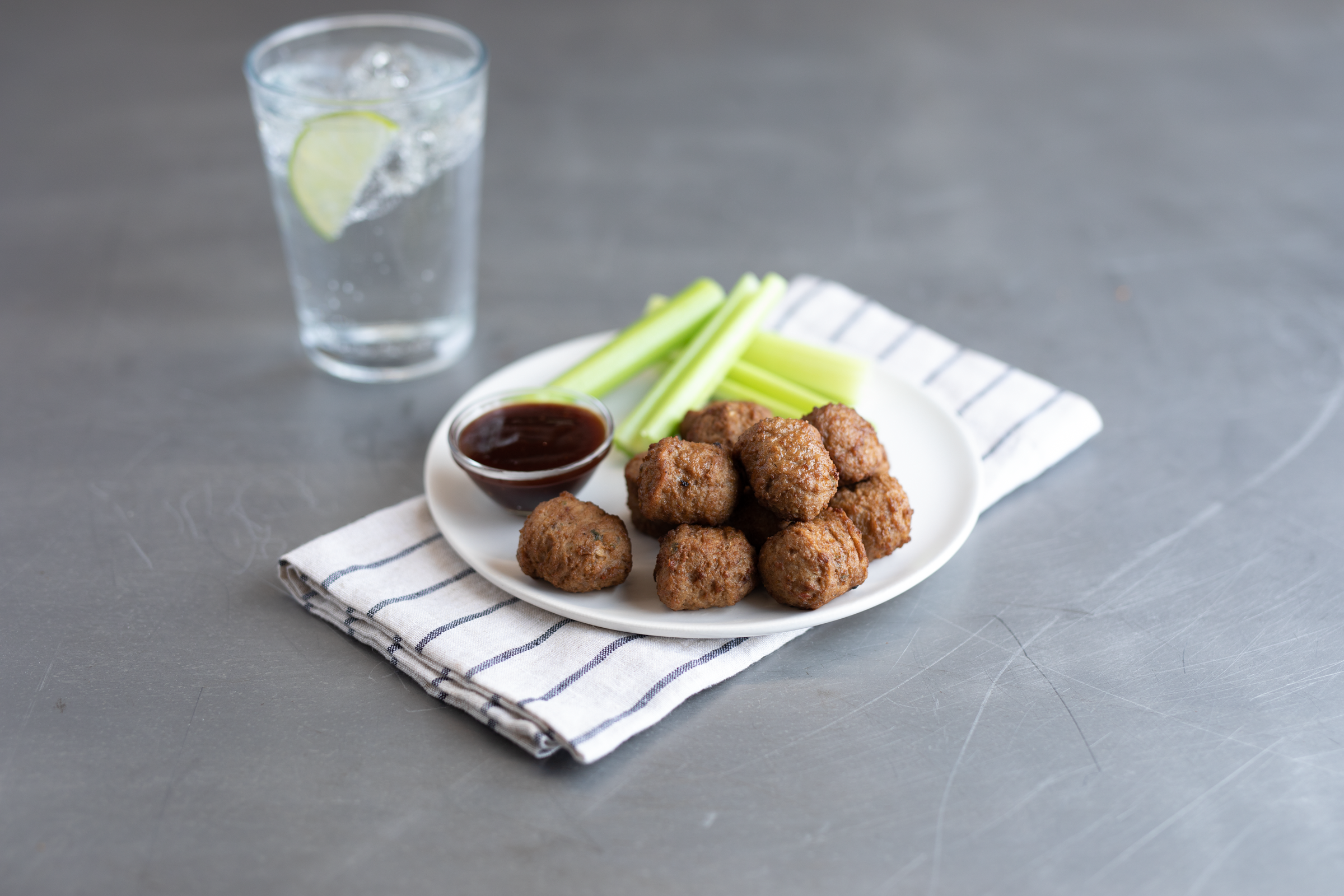 Fully Cooked Beef Meatballs .5oz